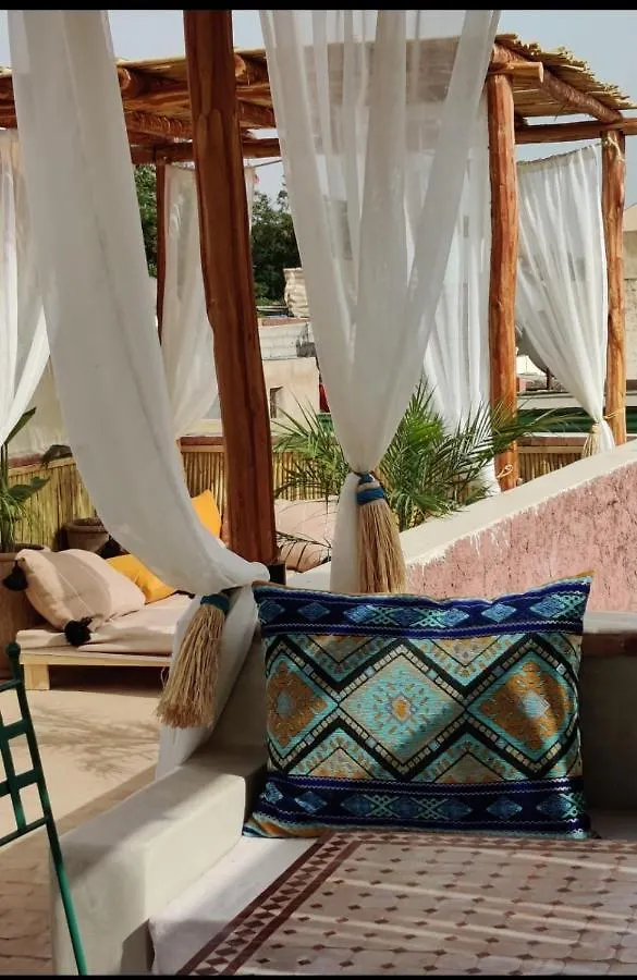 Vila Riad 212 Marrakech Medina Marakéš